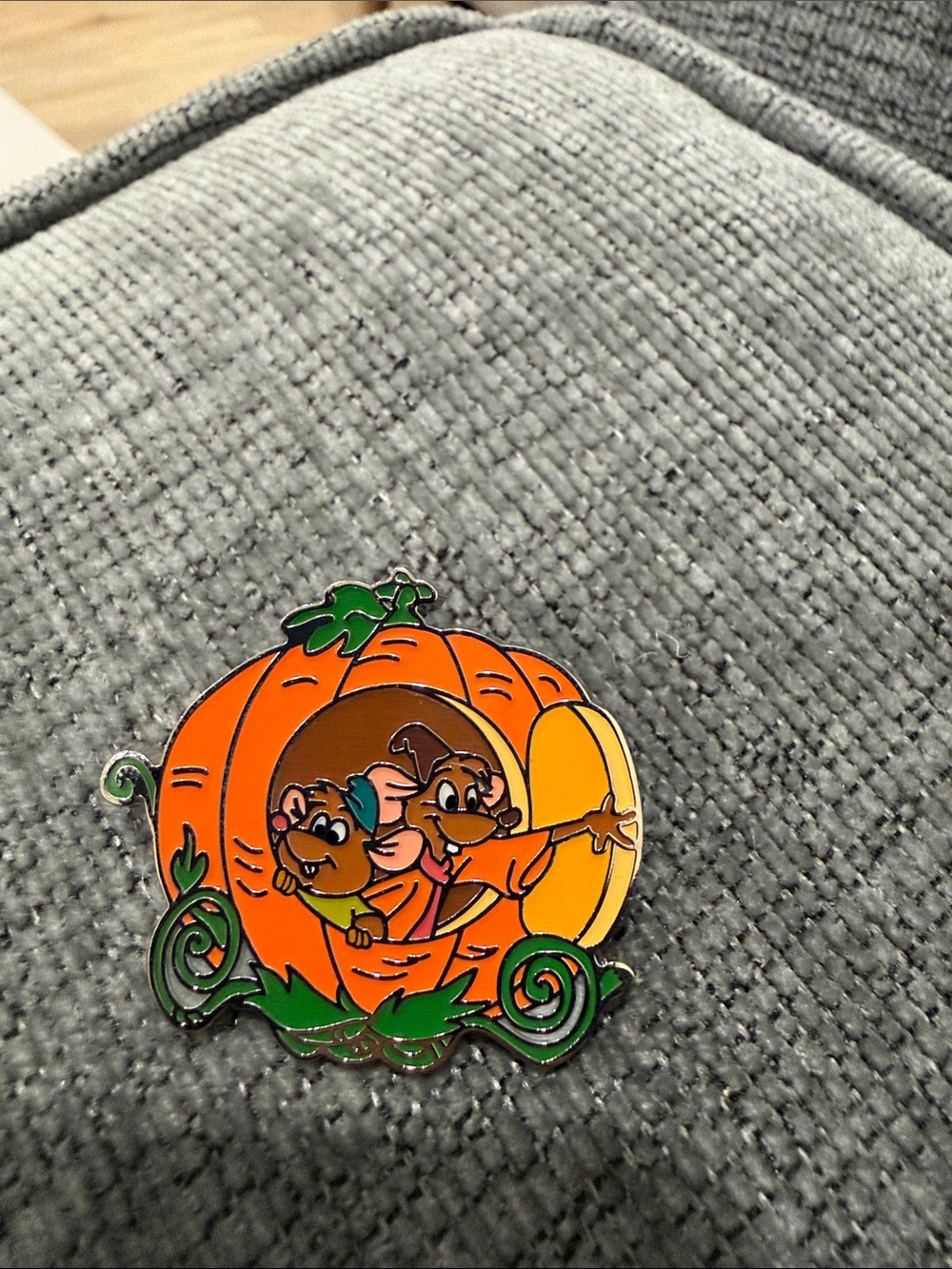 Cinderella Pumpkin Disney Imaginative Icons Mystery Pin Set - Jaq and Gus Gus